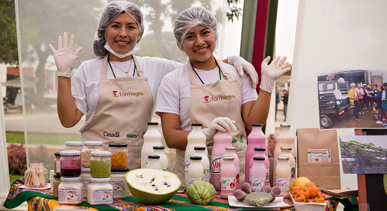 EMPRESA DE LACTEOS: Trabaja como empacador de Yogurt / Quesos / Mantequilla y mas